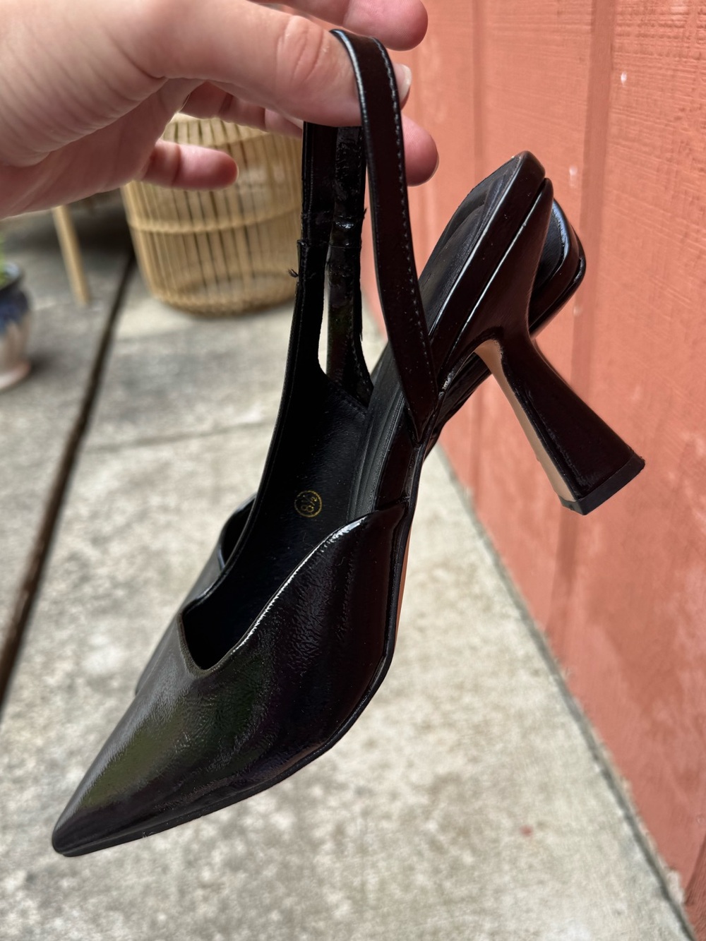 Black Crinkle Patent Leather Pointed Toe Slingback Heels Size 8.5